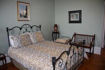 The Harbourfront Inn Sainte-Catherine Extérieur photo
